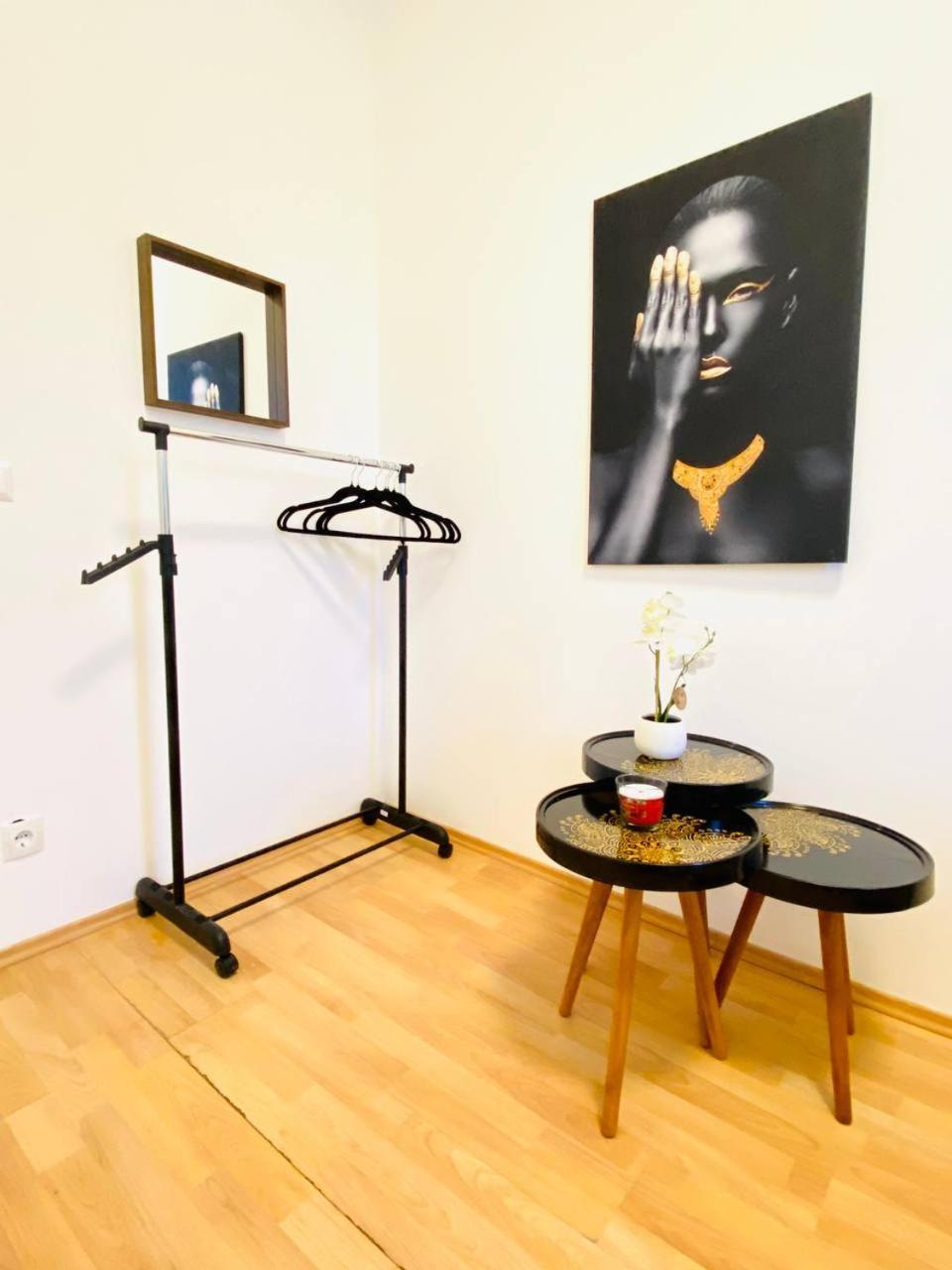 Comfortable Room In The 23Rd District Of Vienna Fr4 Bagian luar foto