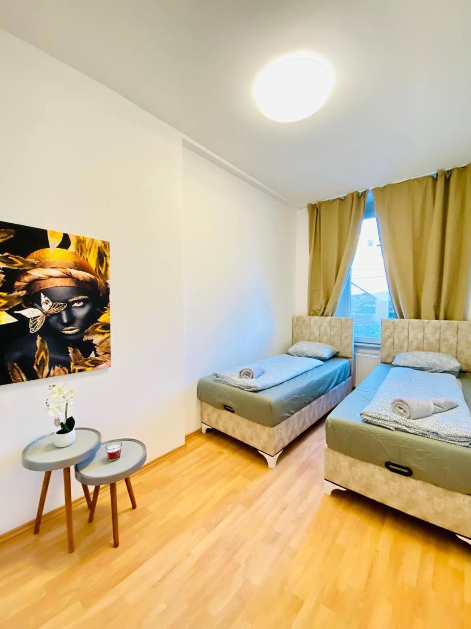 Comfortable Room In The 23Rd District Of Vienna Fr4 Bagian luar foto